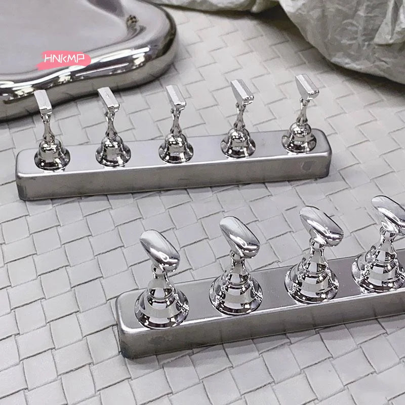 Magnetic Nail Art Practice Stand Set – 5 Holders & Base Nail Art Practice Stand QXL