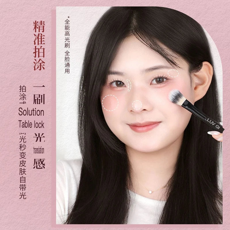Double-Layer Liquid Highlight Brush 807 | Facial Brightening Highlight Makeup Brush QXL