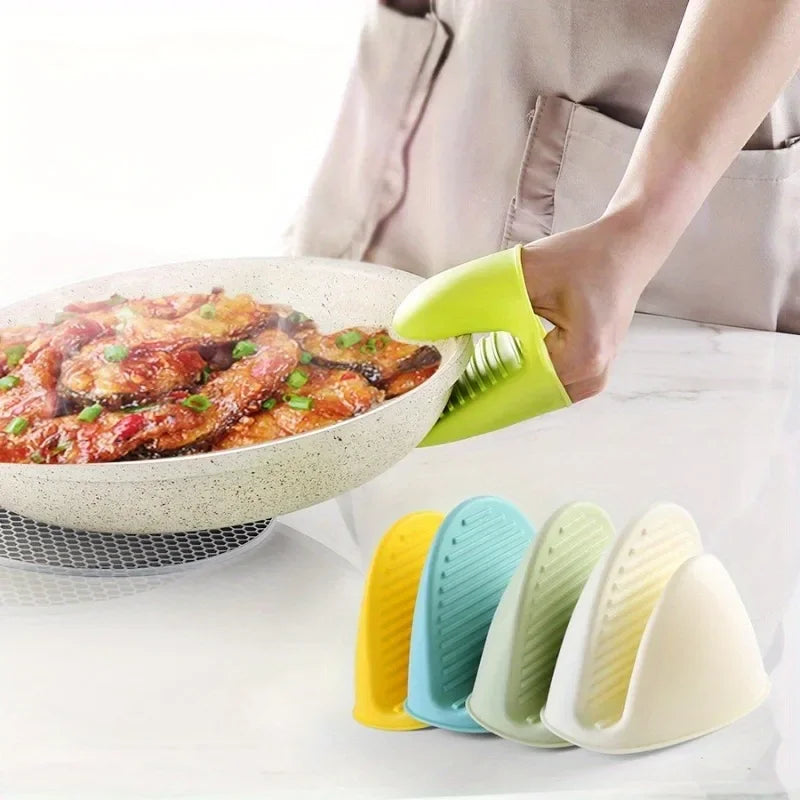 Silicone Two-Finger Oven Mitts | Bowl & Plate Gripper Clips Silicone Oven Mitts QXL