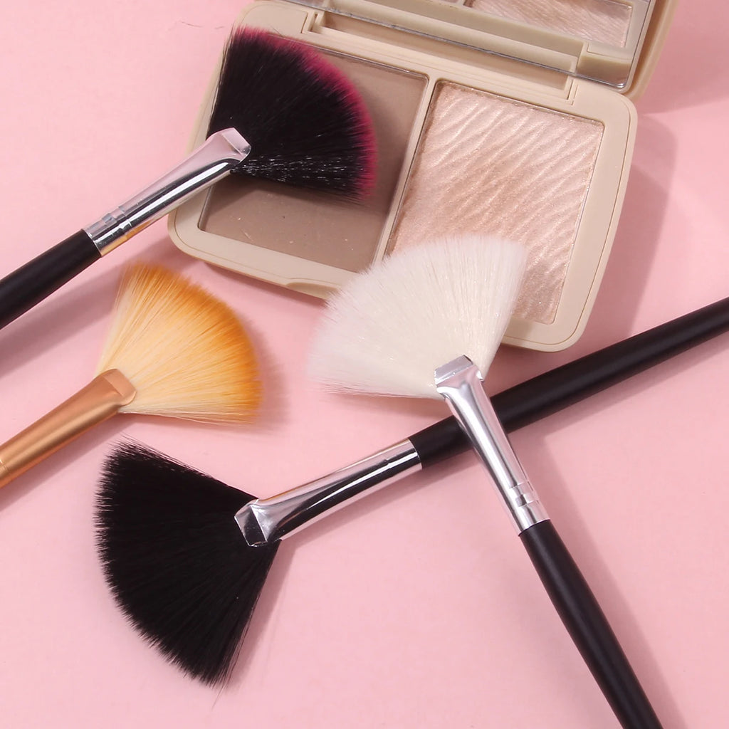 KOSSHOW Fan Brushes – Highlighter & Contour Makeup Set Fan Makeup Brush QXL