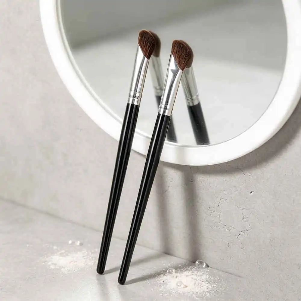 Nose Contour & Highlight Makeup Brush | Soft Sickle Head Contour Makeup Brush QXL