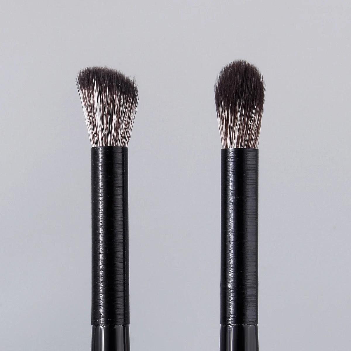 KOSSHOW 2-Piece Eyeshadow Brush Set | Soft Gradient Blending Eyeshadow Brush Set QXL
