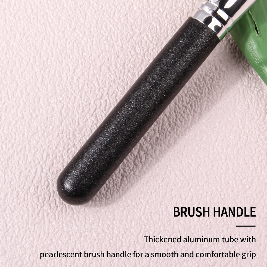 KOSSHOW Round Fluffy Blush Brush – Powder & Highlighter Blush Makeup Brush QXL