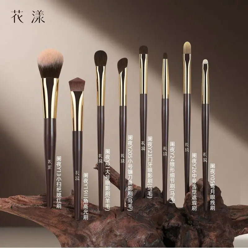 8-Piece Floral Makeup Brush Set | Blush, Highlight & Eye Makeup Brush Set QXL