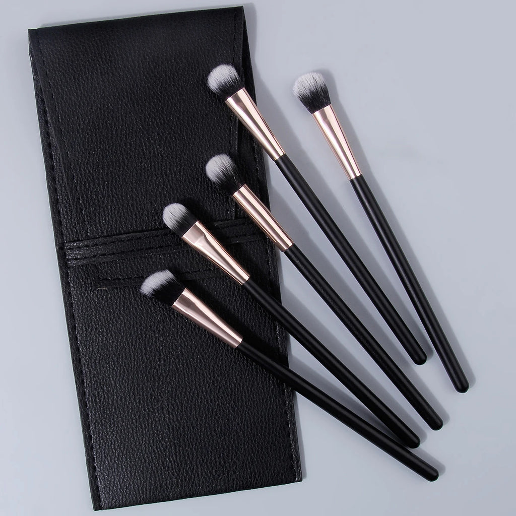 6-Piece Eyeshadow Brush Set with Bag & Wooden Handle Eye Makeup Brush Set QXL