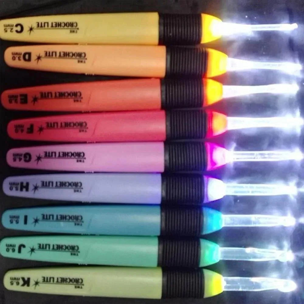 LED Luminous Crochet Hook Set | 9 Sizes Light-Up Knitting Tool LED Crochet Hook Set QXL
