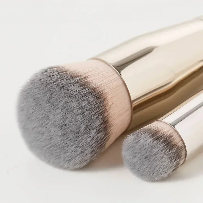 Foundation & Concealer Makeup Brush | Blending & Contour Makeup Blending Brush QXL