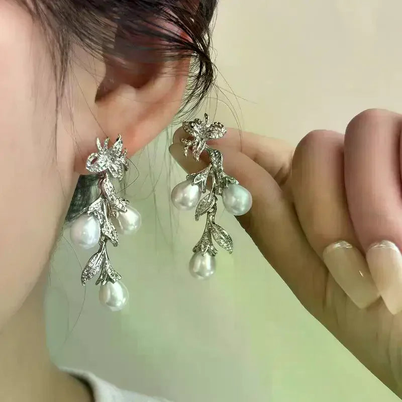 Flower Branch Drop Earrings | Cubic Zirconia & Pearl Chandelier Chandelier Drop Earrings QXL