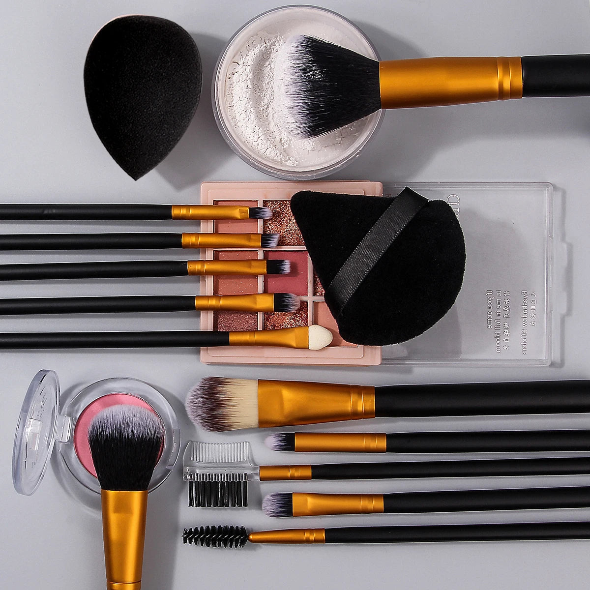 Makeup Brush Set with Sponge, Covers & Bag | 1–17 Pieces Makeup Brush Set QXL