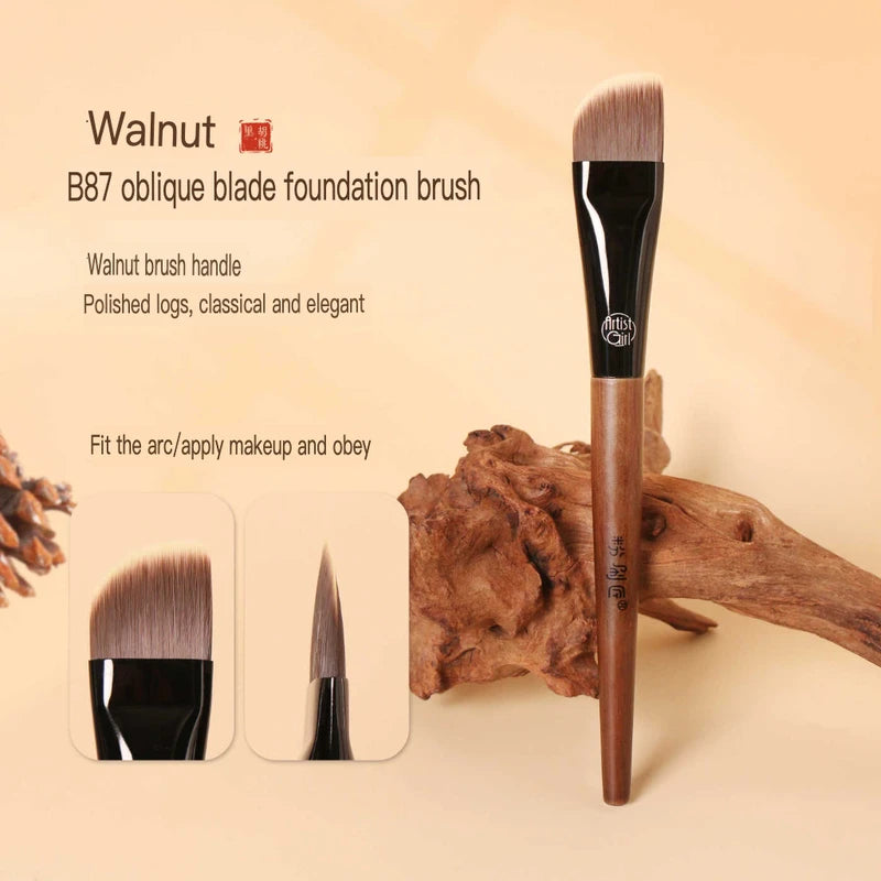 Angled Blade Foundation Brush – Seamless Translucent Finish Foundation Brush QXL