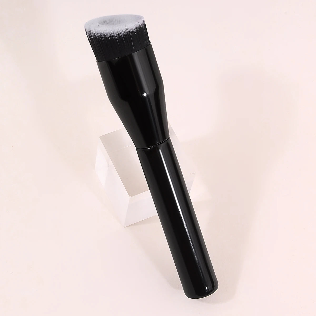 KOSSHOW Flat Top Foundation Brush | Streak-Free Wooden Handle Foundation Makeup Brush QXL