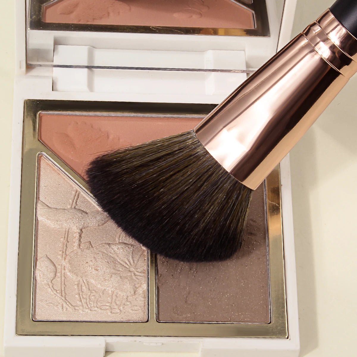 KOSSHOW Blush Brush | Soft Nylon & Wooden Handle Blush Makeup Brush QXL