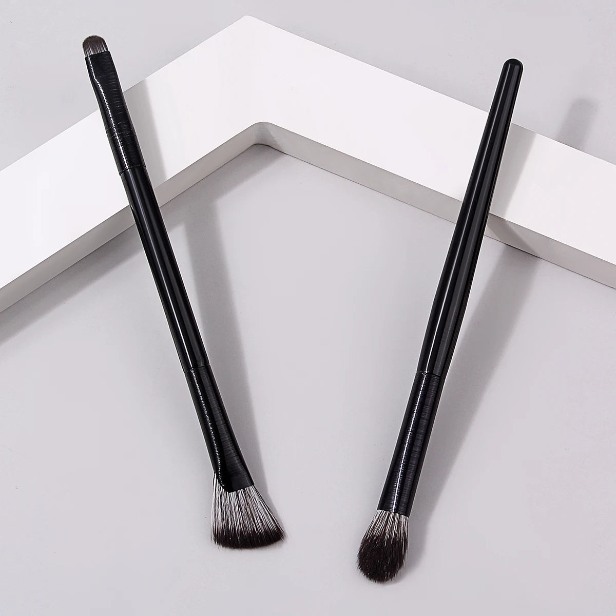 2-Pack Dual-End Concealer & Eyeshadow Blending Brush Set Makeup Brush Set QXL