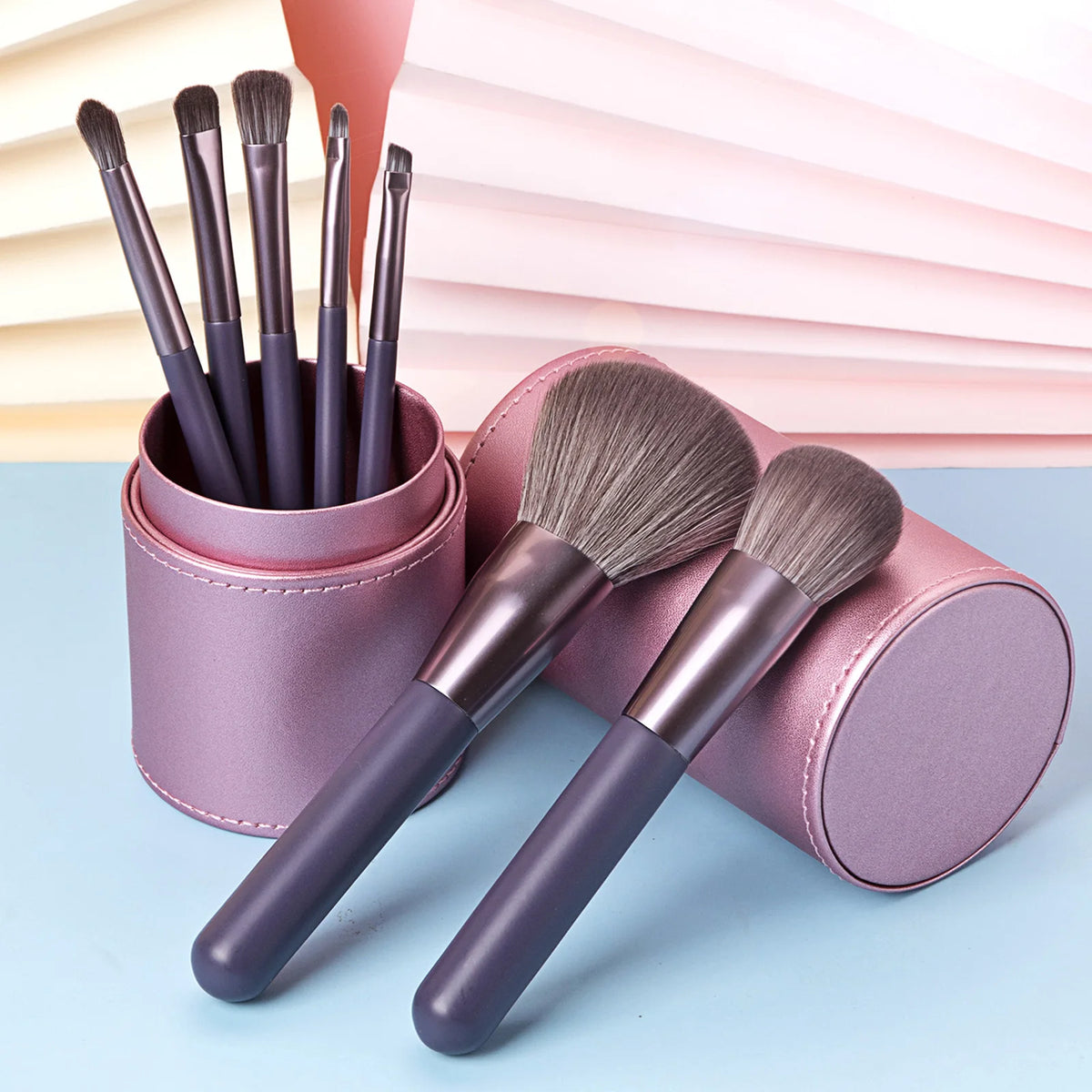 7-Piece Makeup Brush Set with PU Storage Bucket | Ronshadow Makeup Brush Set QXL
