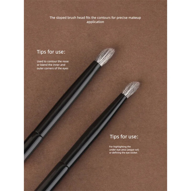 Moji M212 Detail Makeup Brush | Goat Hair Eye & Nose Eye Detail Brush QXL