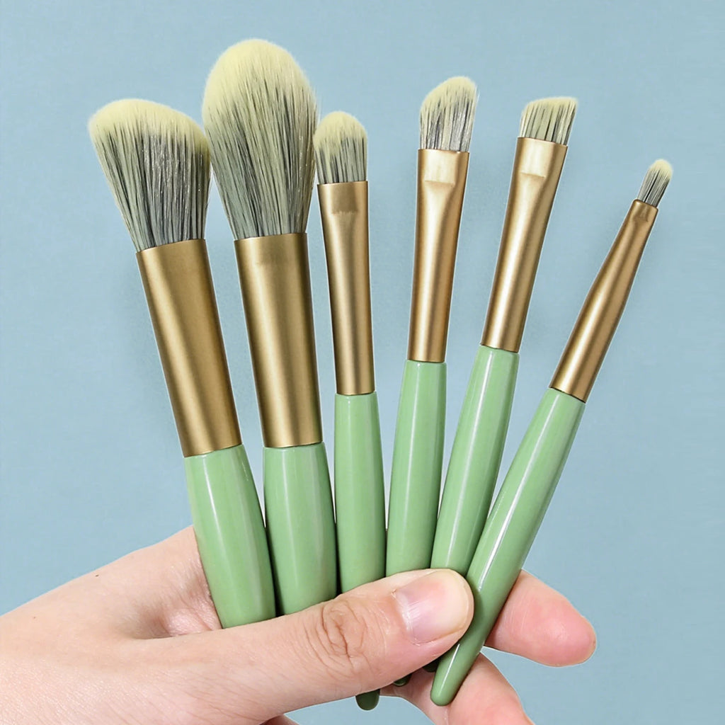 KOSSHOW 7-Pc Makeup Brush Set | Green Handle & Powder Puff Makeup Brush Set QXL