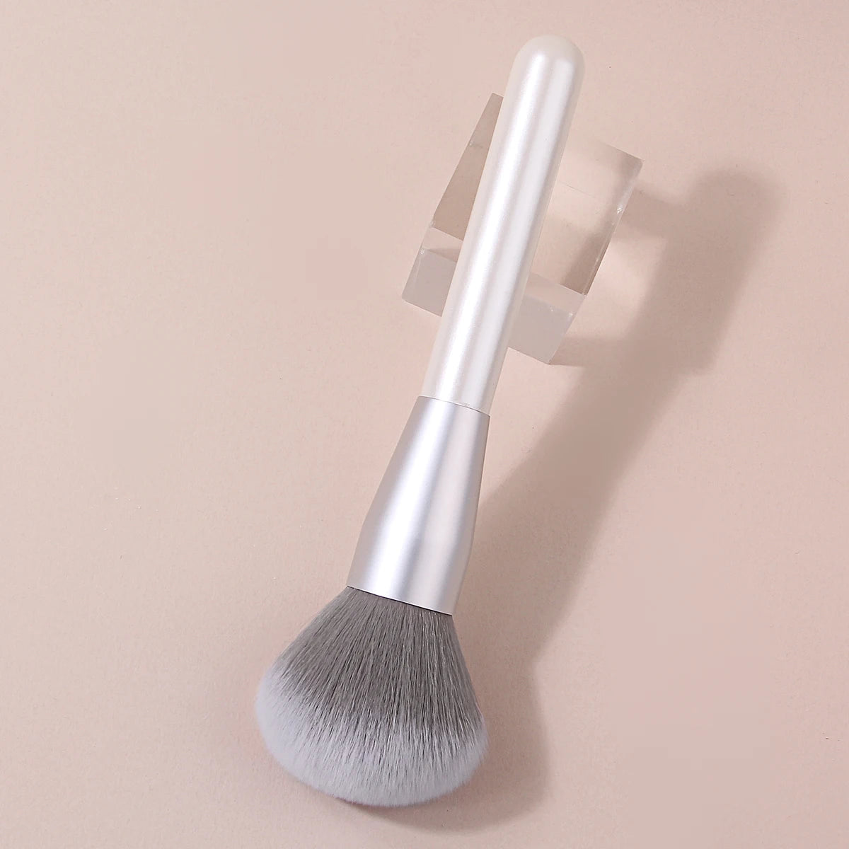 KOSSHOW Large Fluffy Powder Brush – Setting & Contour Powder Makeup Brush QXL