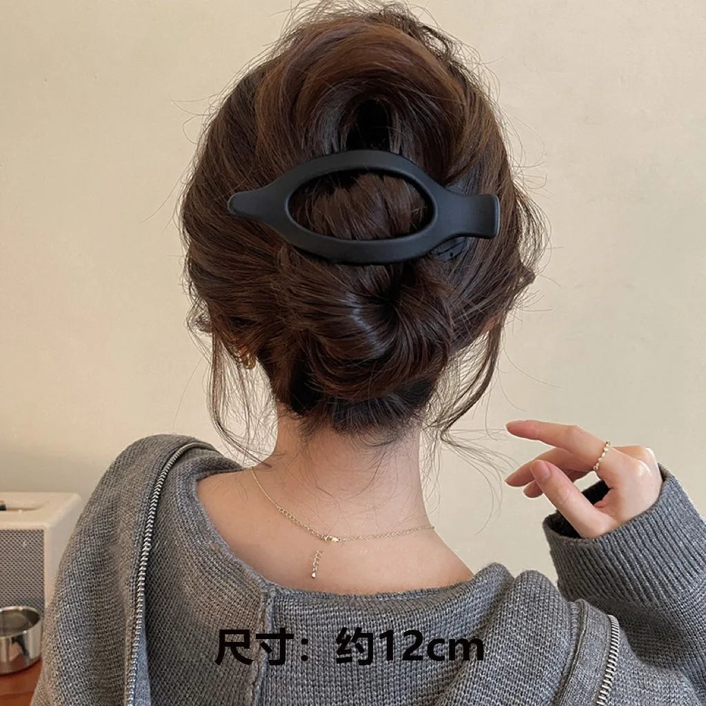 Large Matte Duckbill Claw Clip for Thick Hair | Minimalist Updo Hair Claw Clip QXL