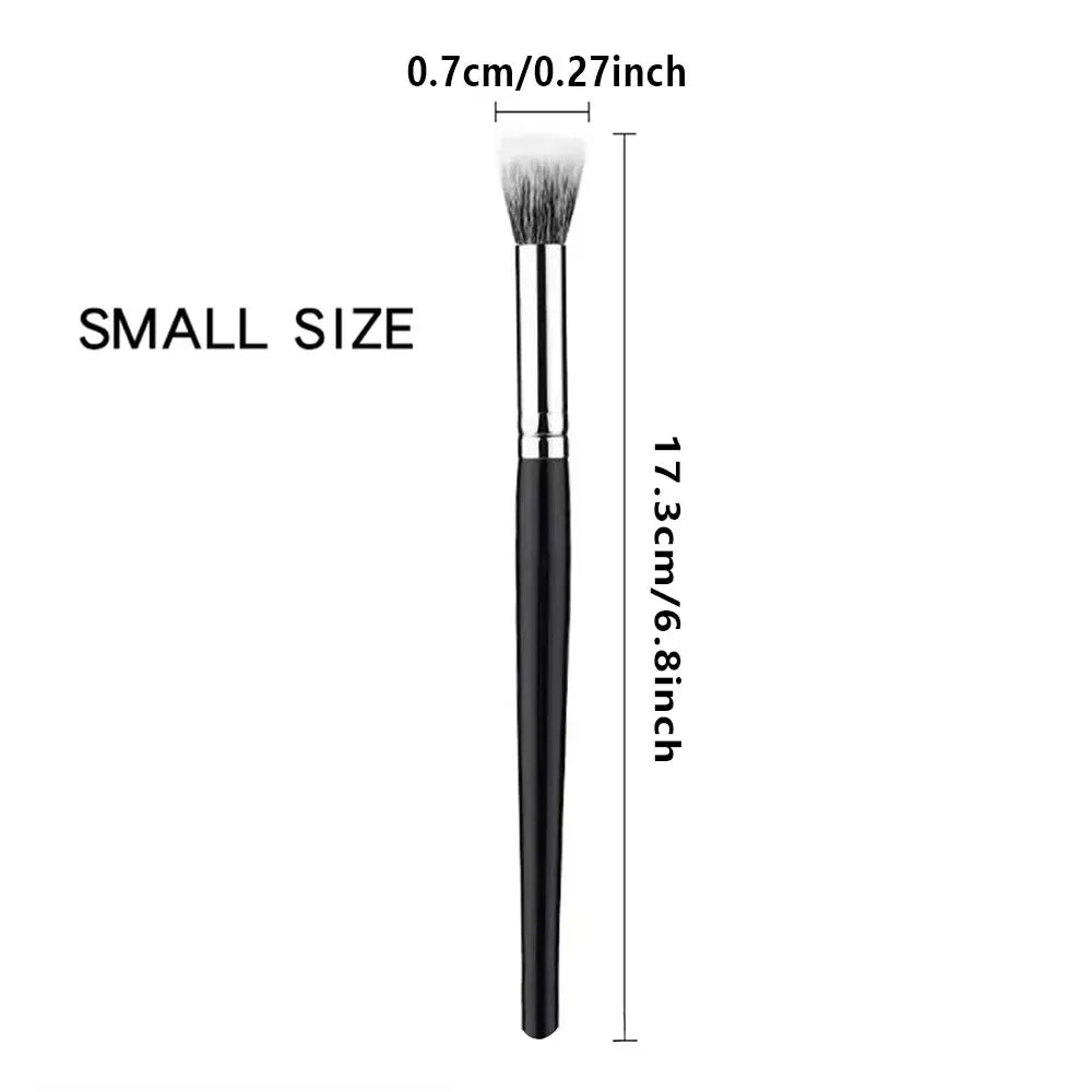 Stippling Blush Brush | Soft Wool Flat Head Makeup Tool Stippling Blush Brush QXL small brush