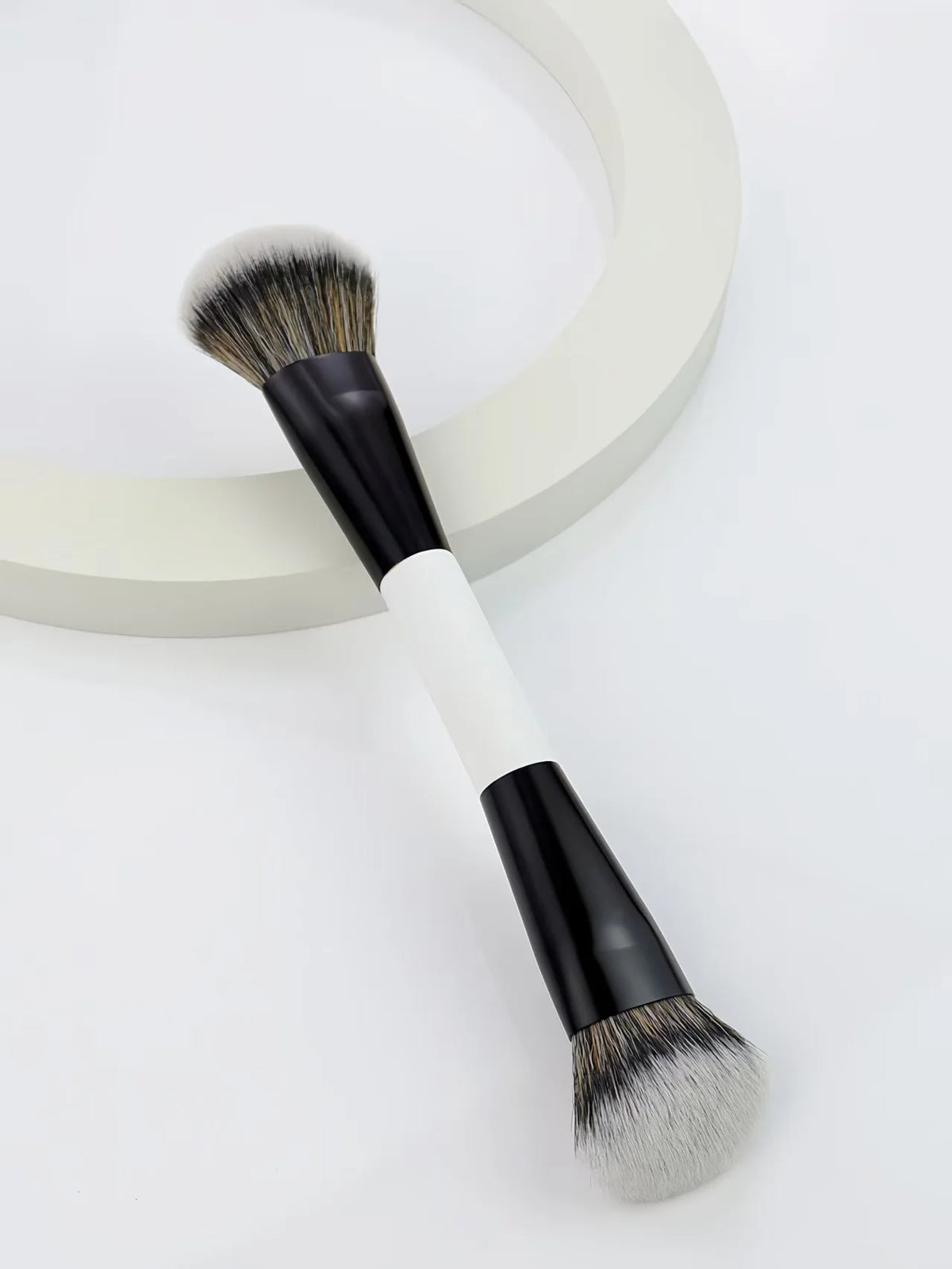 4 Double-Ended Makeup Brushes | 8-in-1 Blush & Foundation Set Makeup Brush Set QXL