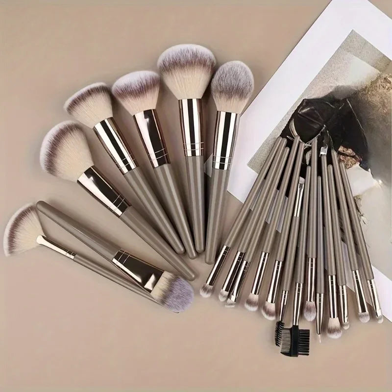 16-Piece Champagne Gold Professional Makeup Brush Set Makeup Brush Set QXL