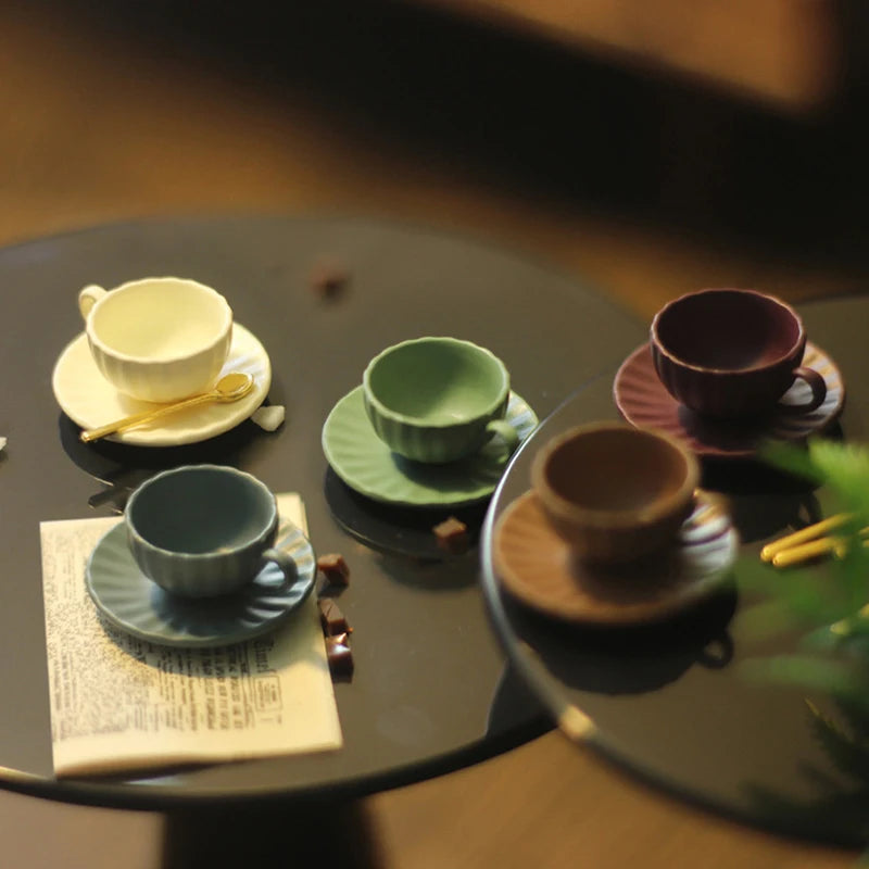 1:12 Dollhouse Mini Coffee Cup Saucer & Spoon Set – 3 Pcs Dollhouse Miniature QXL