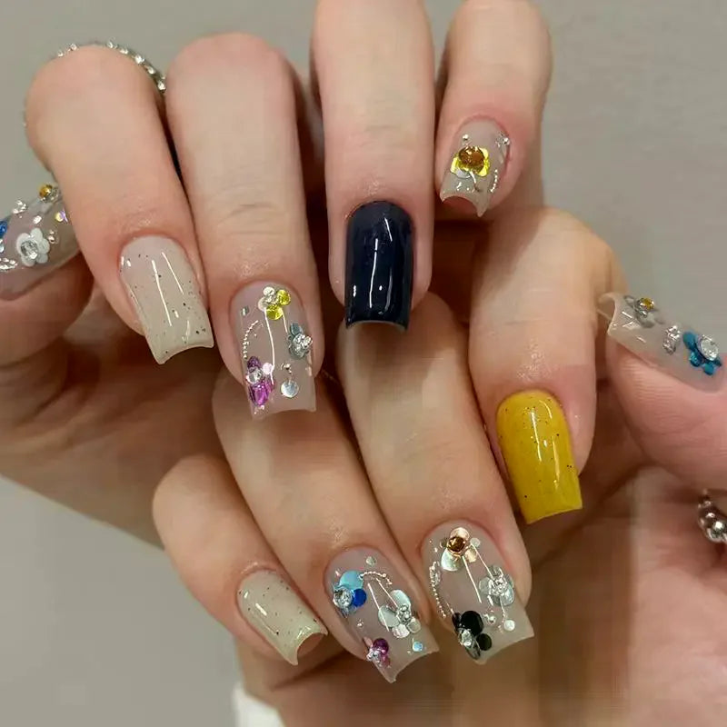 12-Grid Nail Glitter Set | Sequins, Charms & Flower Decals Nail Art Glitter Set QXL