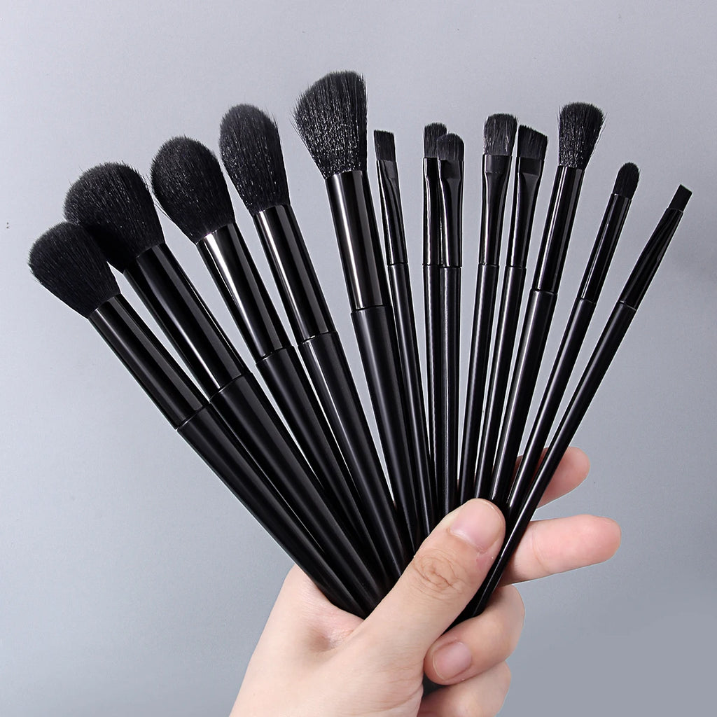 KOSSHOW 20-Pc Black Makeup Brush Set with Sponges & Puffs Makeup Brush Set QXL