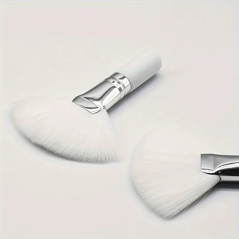 Scalloped Fluffy Nylon Face Brush – Soft, Portable & Gentle Fluffy Face Brush QXL