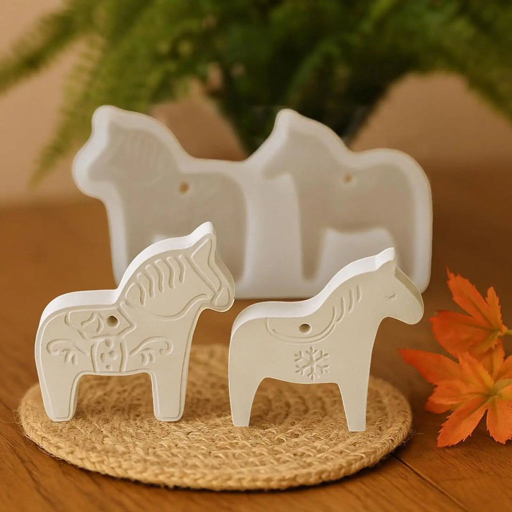 Silicone Horse Mold for Resin, Soap, Plaster & Cement Crafts Silicone Craft Mold QXL