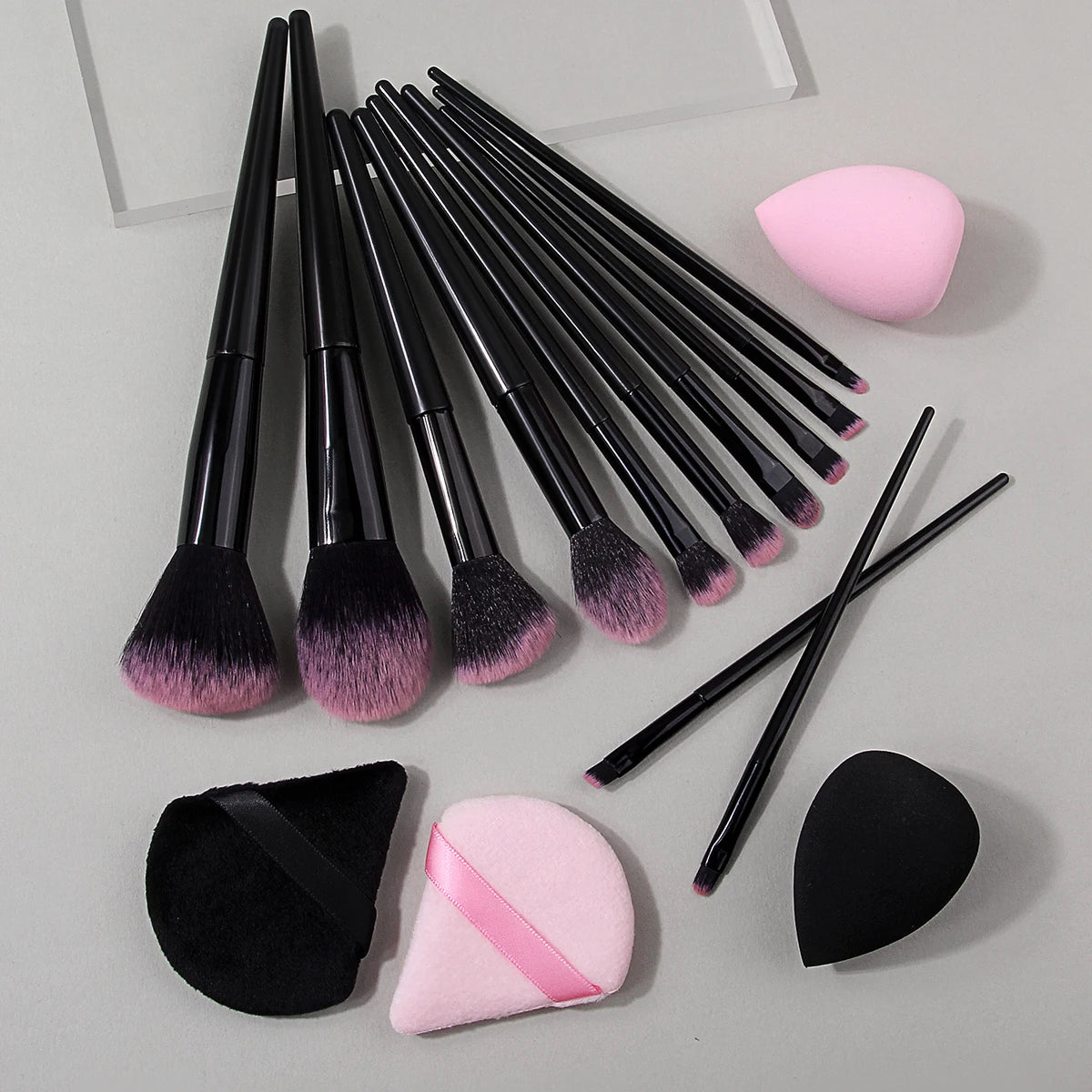 KOSSHOW 16-Pc Makeup Brush Set with Puffs & Sponges Makeup Brush Set QXL