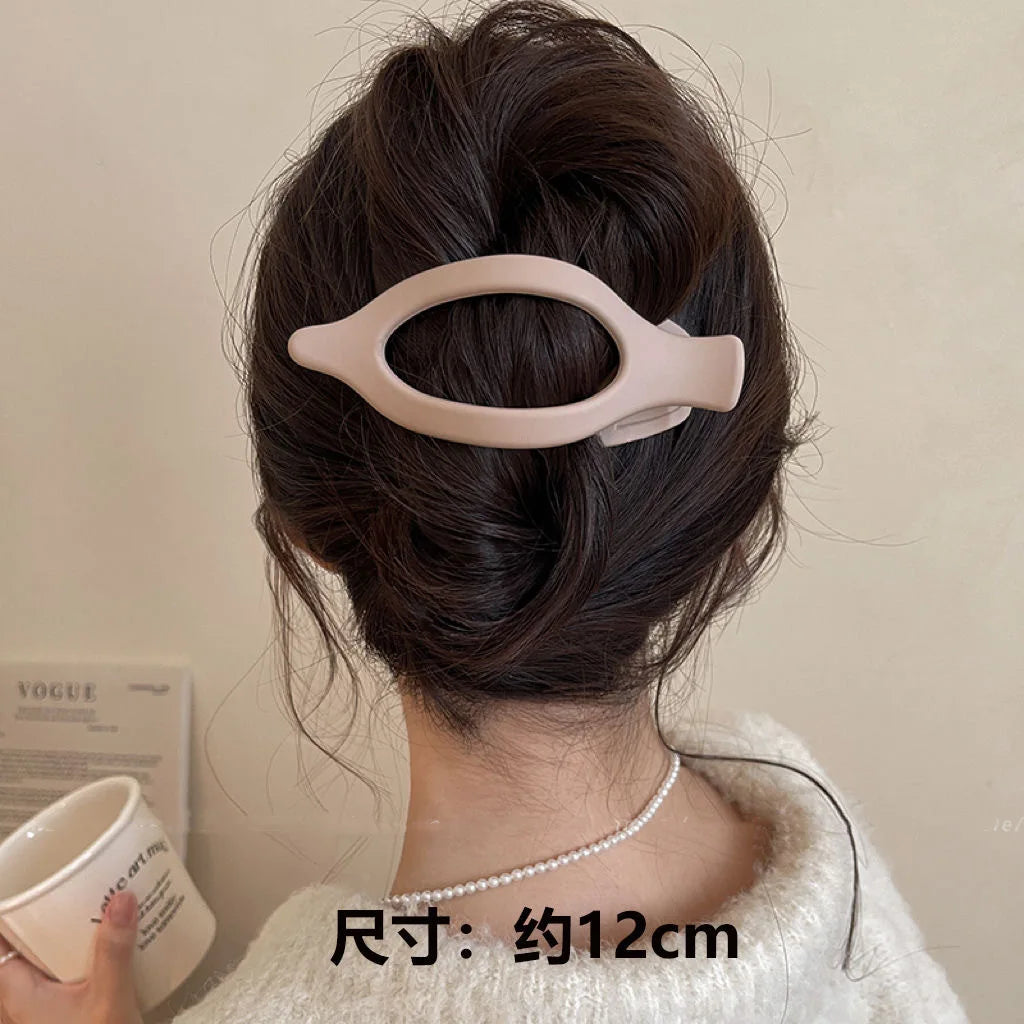 Large Matte Duckbill Claw Clip for Thick Hair | Minimalist Updo Hair Claw Clip QXL