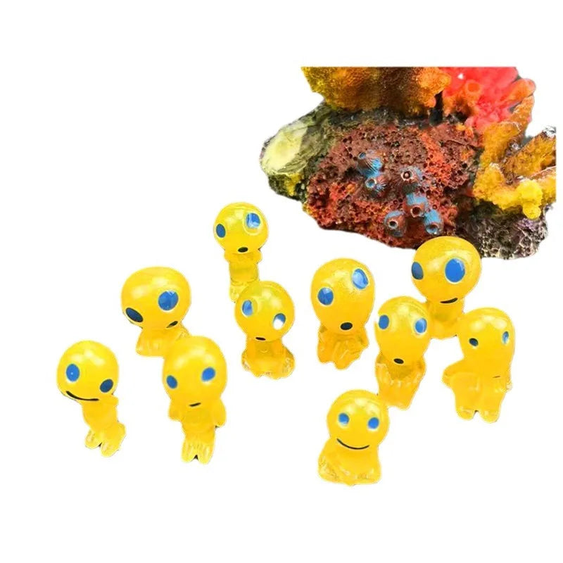 10-Pack Glow-in-the-Dark Tree Spirit Miniature Garden Statues Miniature Garden Statues QXL