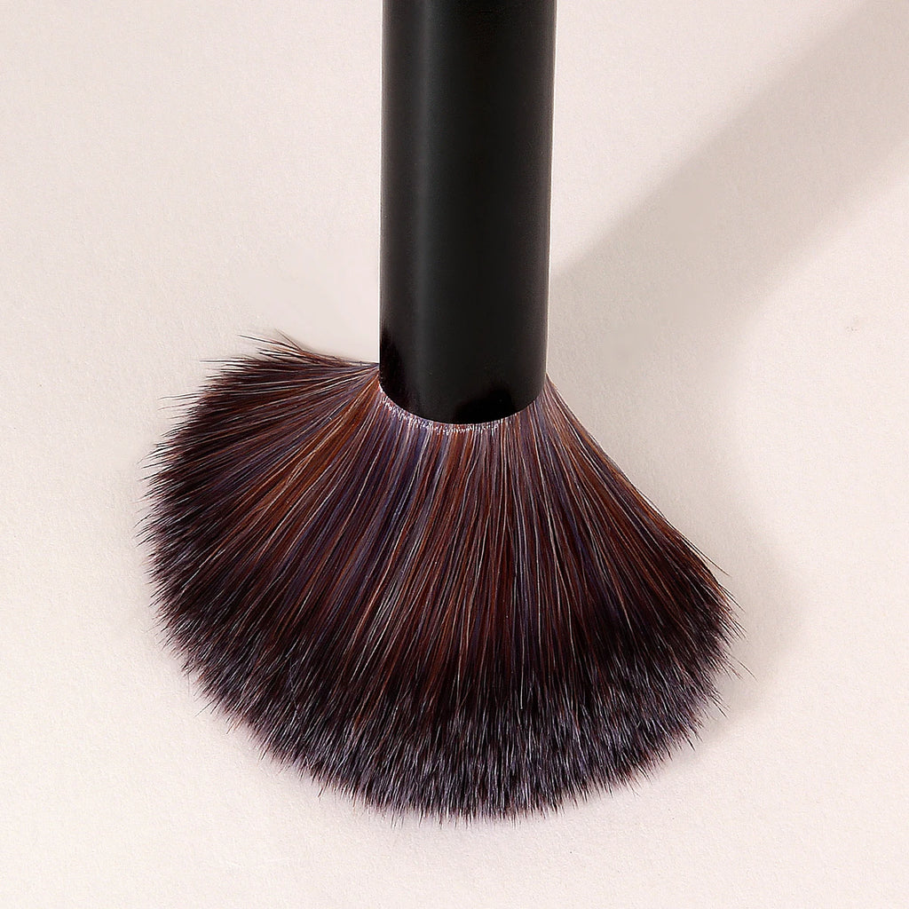 KOSSHOW Flame Makeup Brush – Blush & Blending Tool Makeup Brush QXL