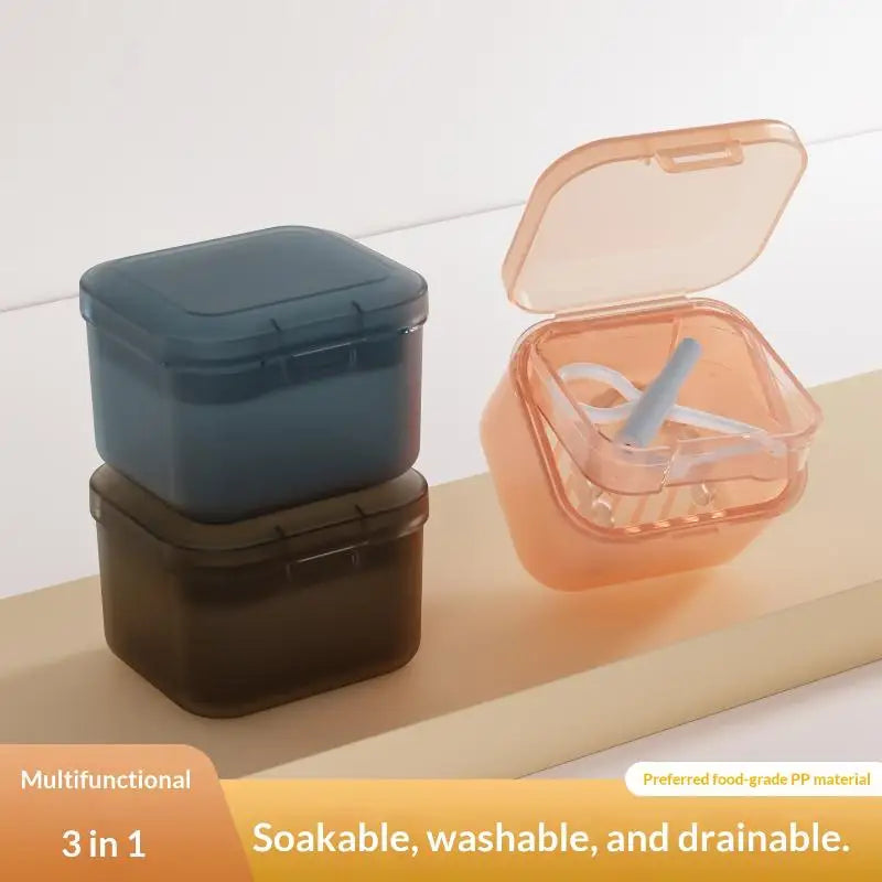 Orthodontic Retainer Storage Case with Bite Stick & Brush Retainer Storage Case QXL
