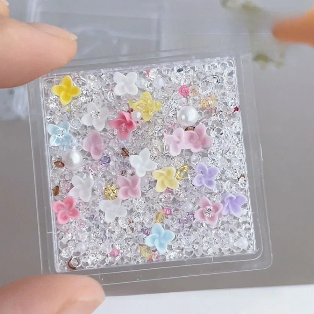 Floral Pearl Nail Art Charms | DIY Manicure Decoration Box Nail Art Charms QXL Style 02