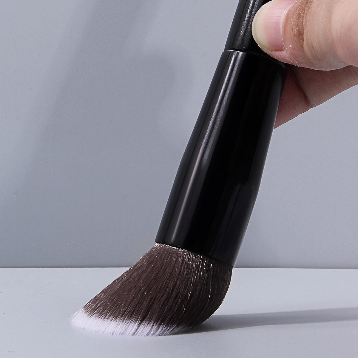 KOSSHOW 3-Pc Foundation Brush & Sponge Set | All-in-One Kit Makeup Brush Set QXL