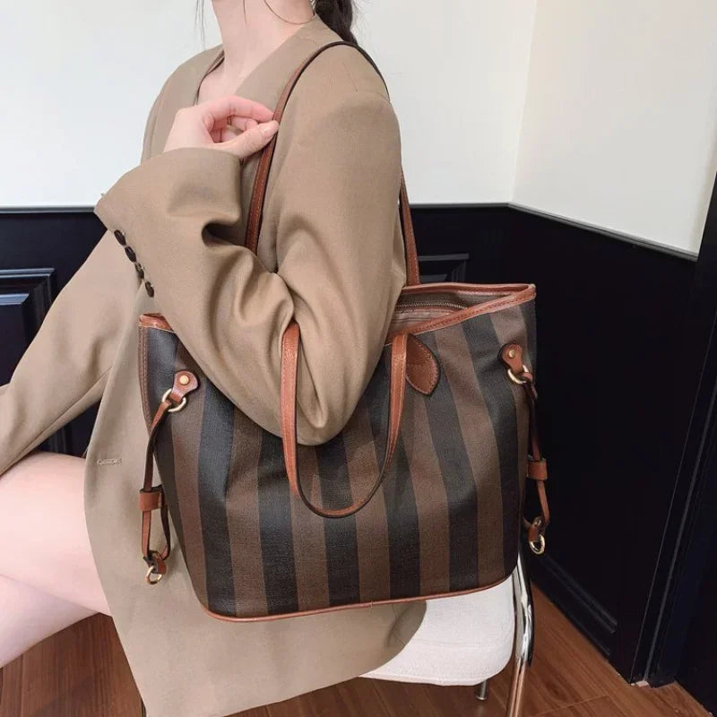 Minimalist Crossbody Handbag for Women | Vintage Letter Logo Crossbody Handbag QXL