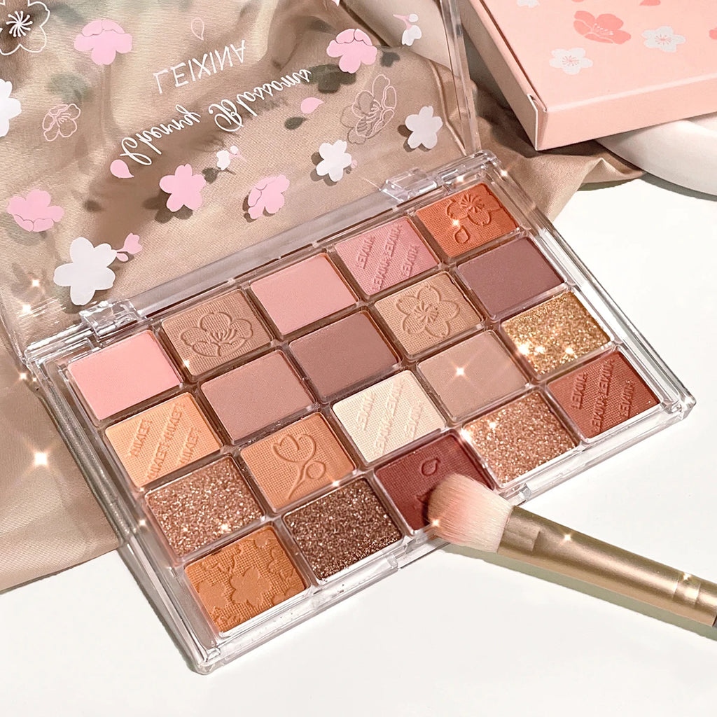 20-Color Eyeshadow Palette | Glitter, Shimmer & Matte Eyeshadow Palette QXL