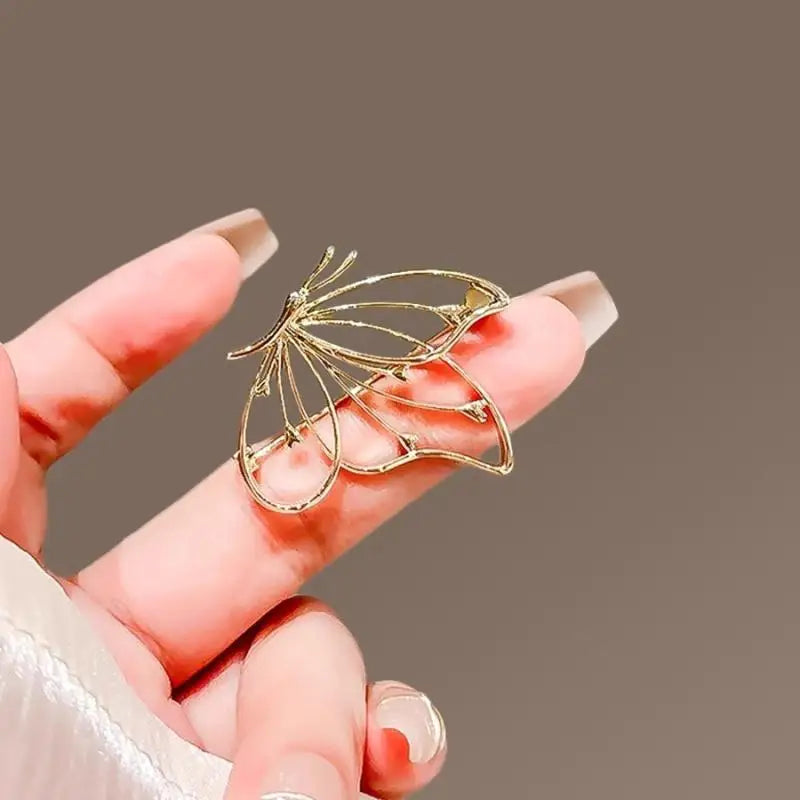 Elegant Hollow Butterfly Brooch Pin | Zinc Alloy Metal Brooch Pin QXL
