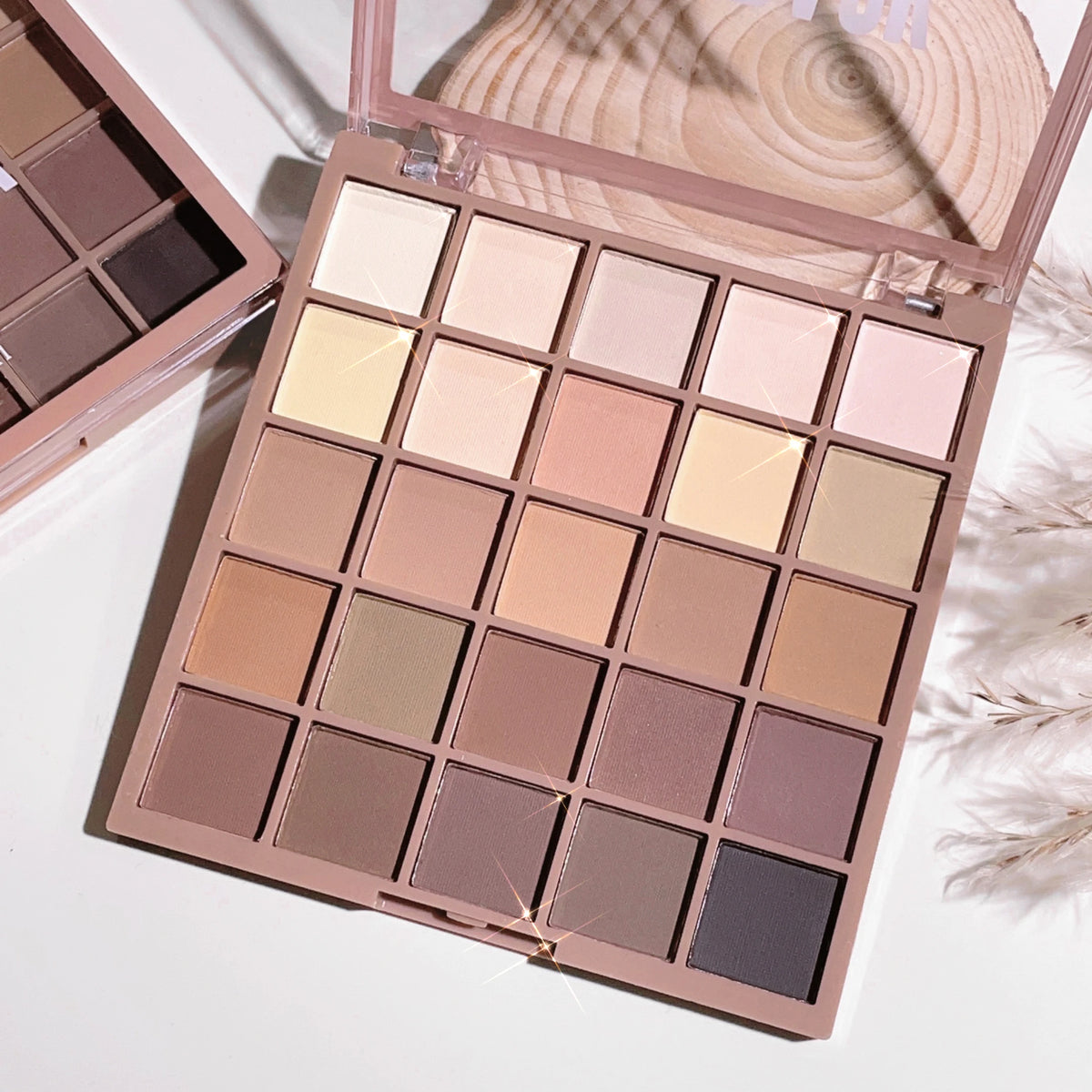 JUJU Dream 25-Color Eyeshadow Palette | Matte Nude & Shimmer Eyeshadow Palette QXL 01