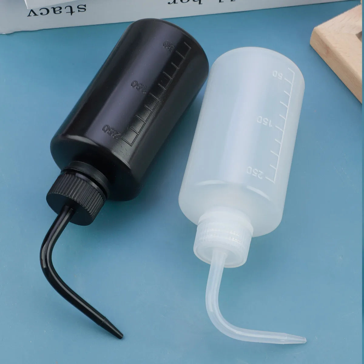 250ml Squeeze Squirt Bottle Narrow Mouth & Scale | RANCAI Squeeze Squirt Bottle QXL