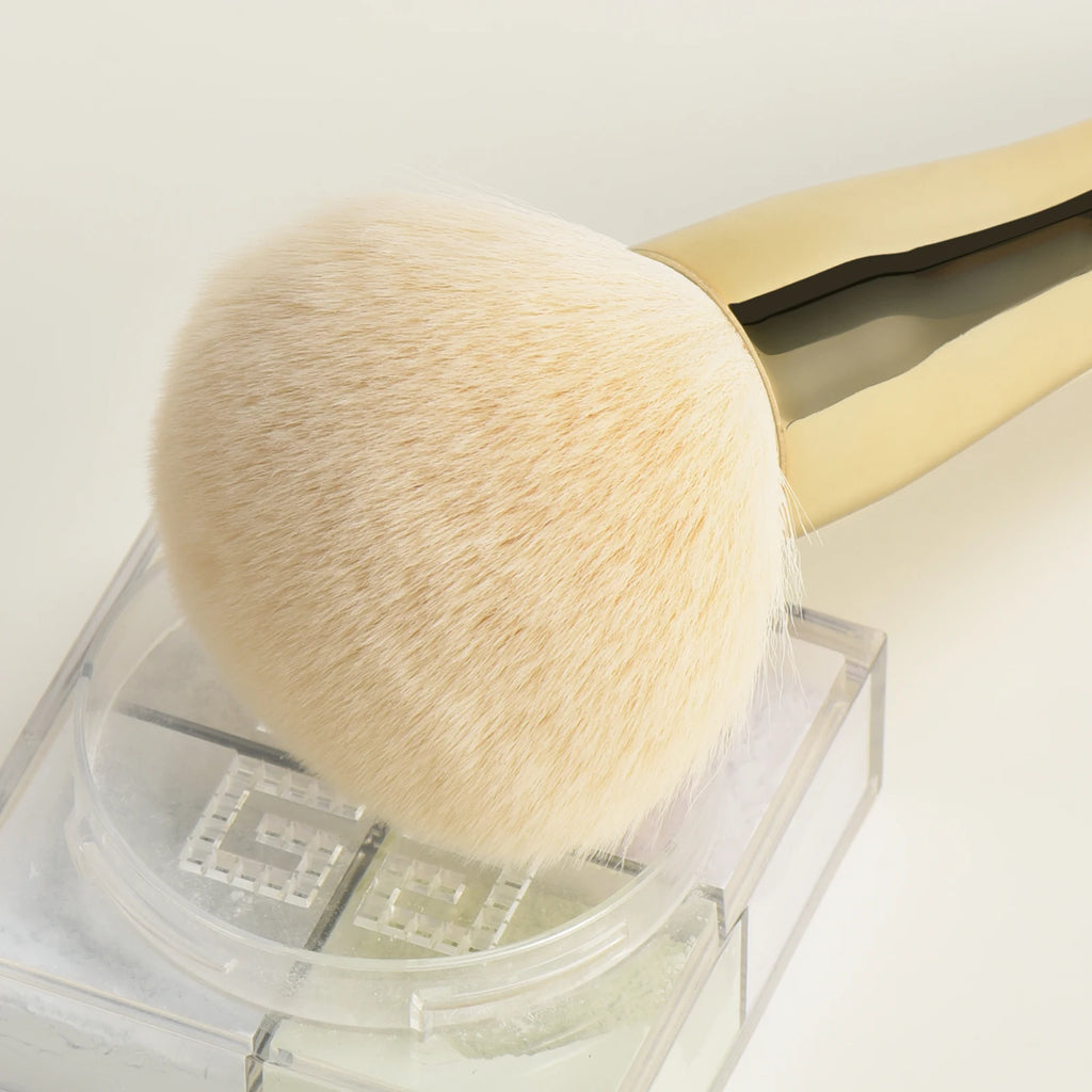 Large Multi-Use Makeup Brush | Powder, Blush & Nail Dust Makeup Brush QXL