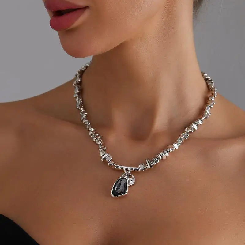 Elegant Metal Glitter Pendant Necklace | Women's Statement Jewelry Pendant Necklace QXL