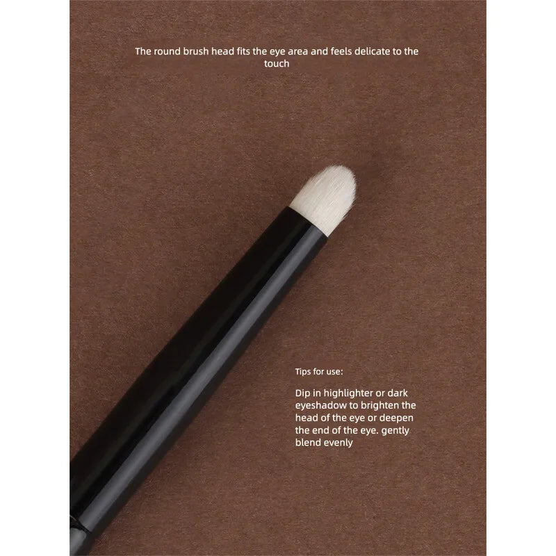 Moji M221 Eyeshadow Highlighting Blending Brush | Goat Hair Eyeshadow Blending Brush QXL