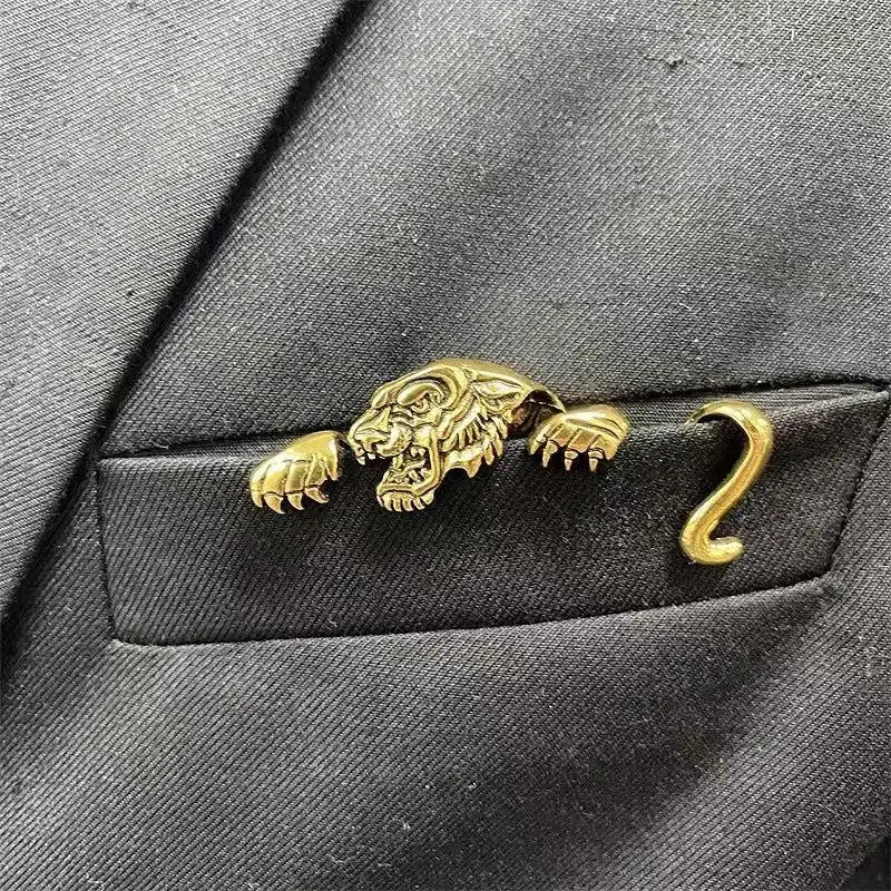 Vintage Animal Engraved Zinc Alloy Lapel Pin for Men | Suit Brooch Lapel Pin Brooch QXL 01
