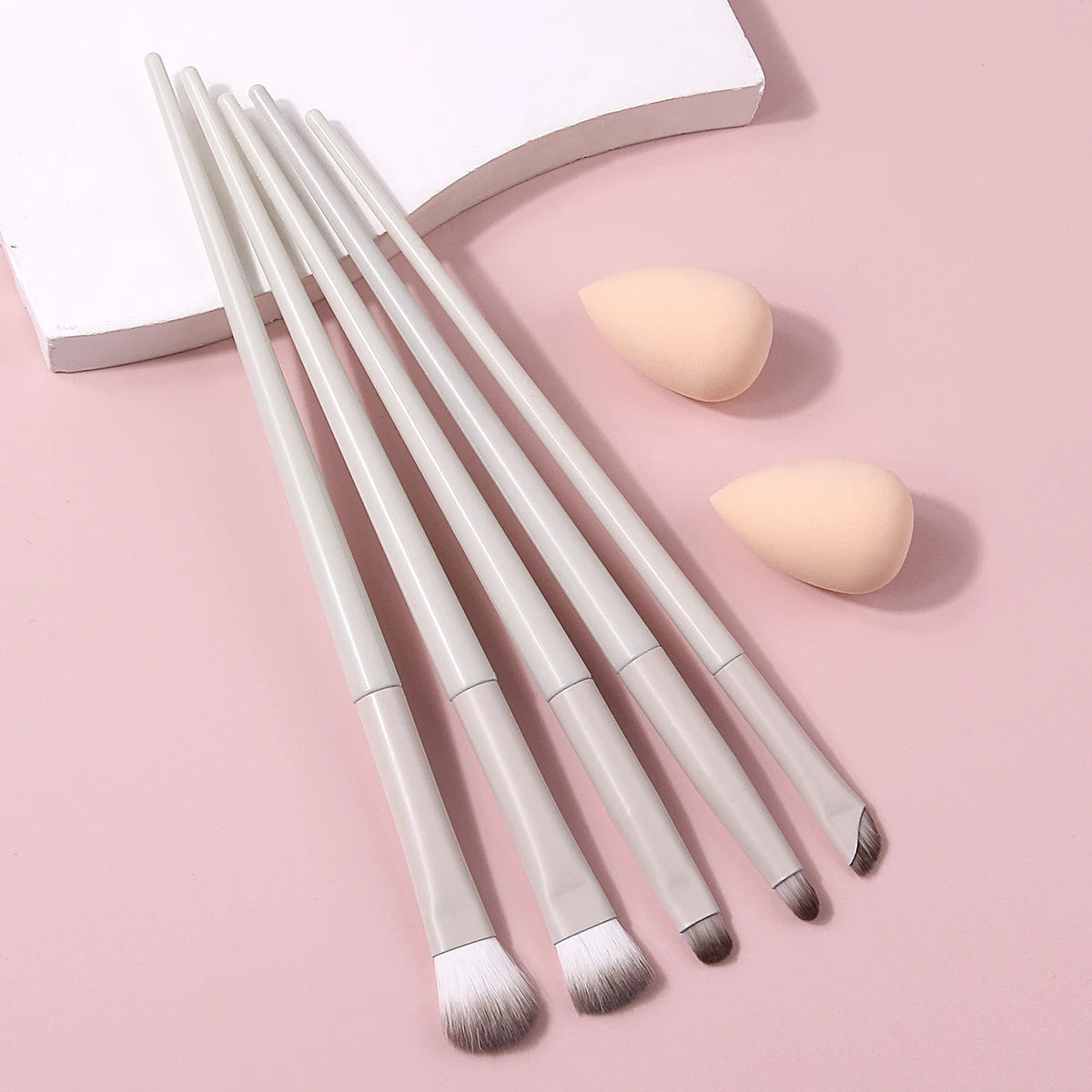 KOSSHOW 7-Pc Eyeshadow Brush Set | Blending & Smoky Eye Eyeshadow Brush Set QXL