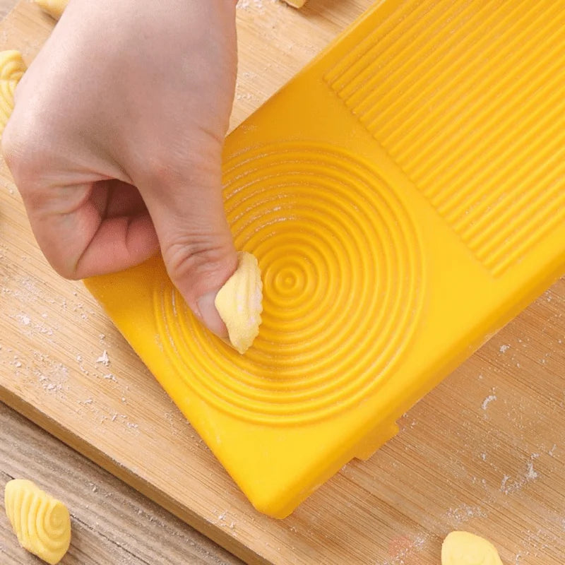 Handheld Gnocchi Board & Pasta Press Set | Non-Stick Pasta Making Set QXL