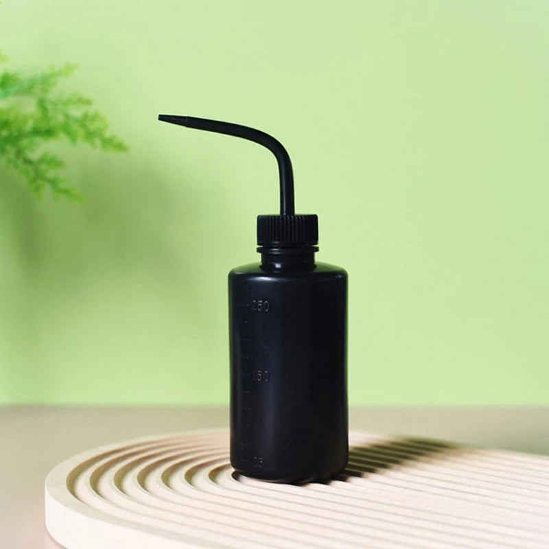 500ml Refillable PE Squeeze Wash Bottle | Multi-Use Squirt Squeeze Wash Bottle QXL D 250ml