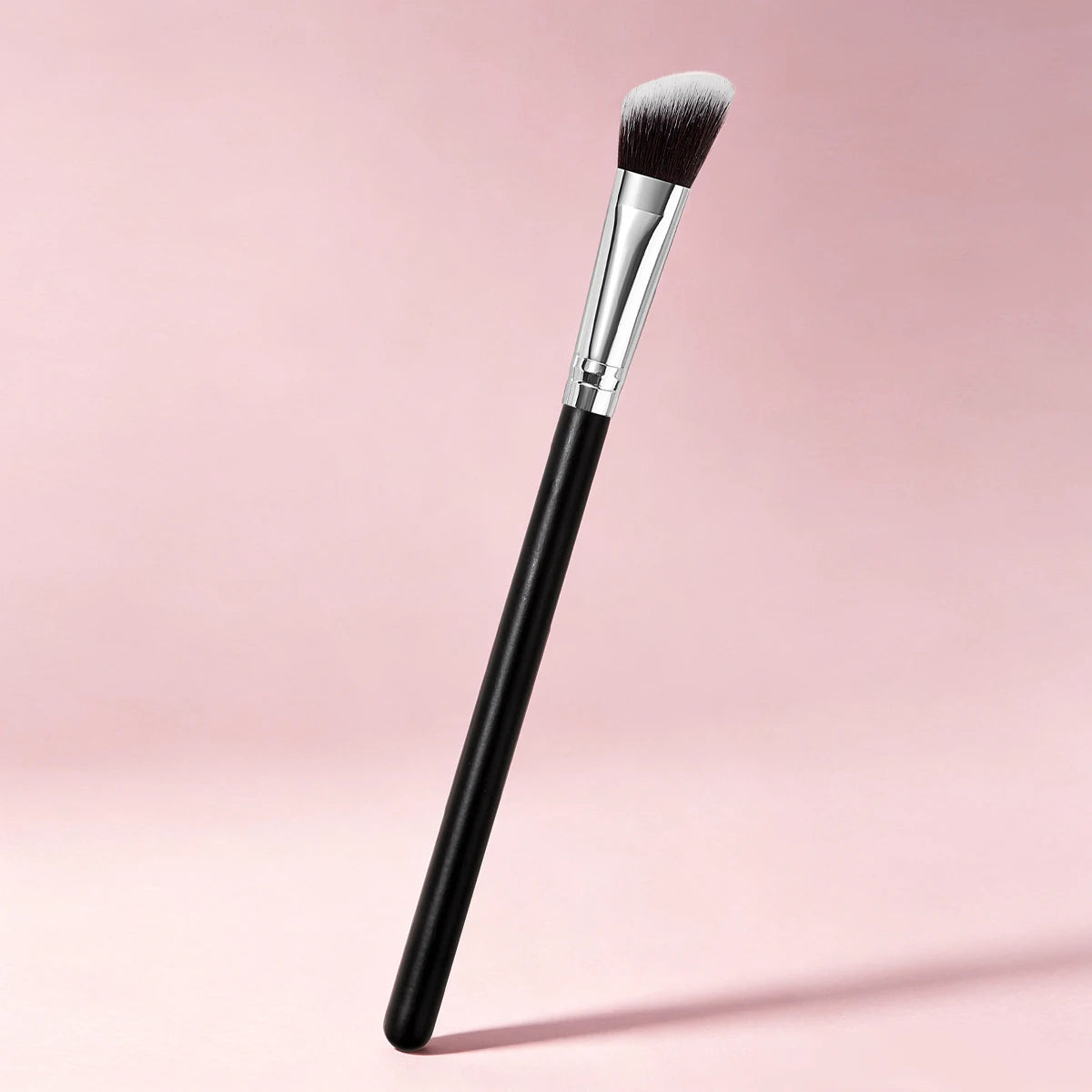 KOSSHOW Precision Contour Brush – Nose Sculpting & Highlight Contour Makeup Brush QXL